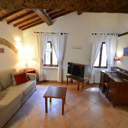 Bed and Breakfast Il Palazzetto Montepulciano Stazione Exterior foto