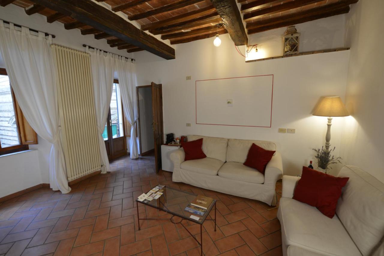 Bed and Breakfast Il Palazzetto Montepulciano Stazione Exterior foto